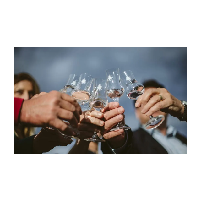 1 Tropfen Schnaps-Festival