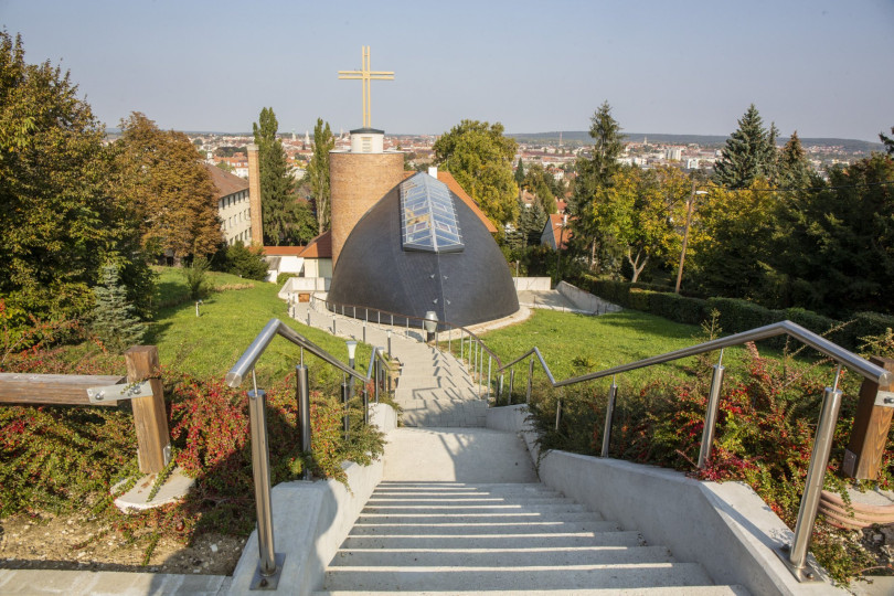 Church of Saint Margaret of the Árpád dynasty (Juliáneum) 
