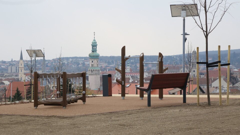 ​Coronation Hill recreation park and observation deck