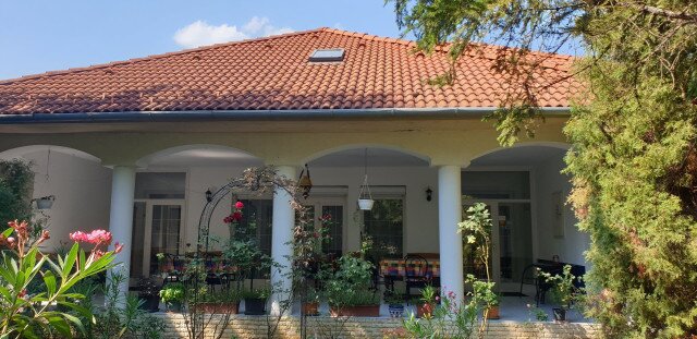 Gasthaus Fertődi Kúria