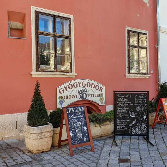 Gyógygödör Borozó