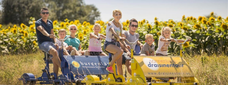 Hajtánytúra / Sonnenland Draisinentour