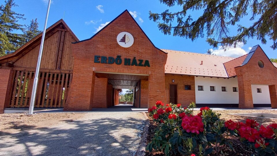 Haus des Waldes - Ökoturistisches Besucherzentrum und Tierpark