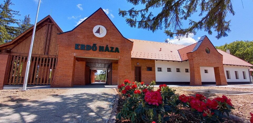 Haus des Waldes - Ökoturistisches Besucherzentrum und Tierpark