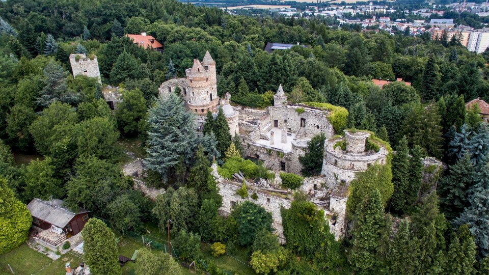 „Lombos erdők rejtekén, a Taródi-vár nyomában” – sétálj velünk a Turizmus Világnapján!