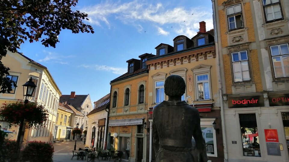 Ógabona Platz (Alter Kornmarkt)