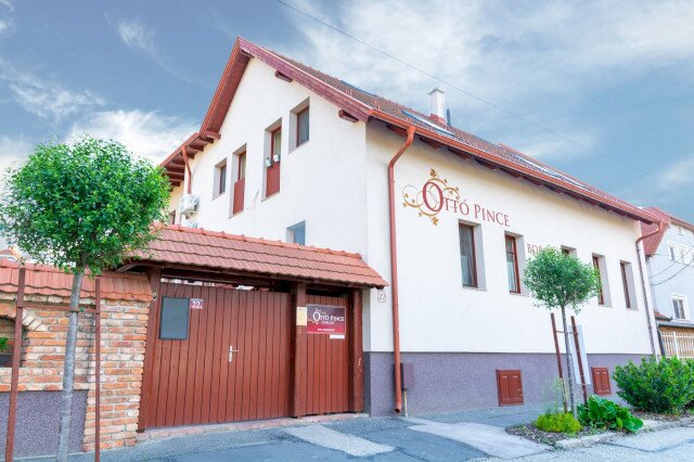 Ottó Cellar and Pension