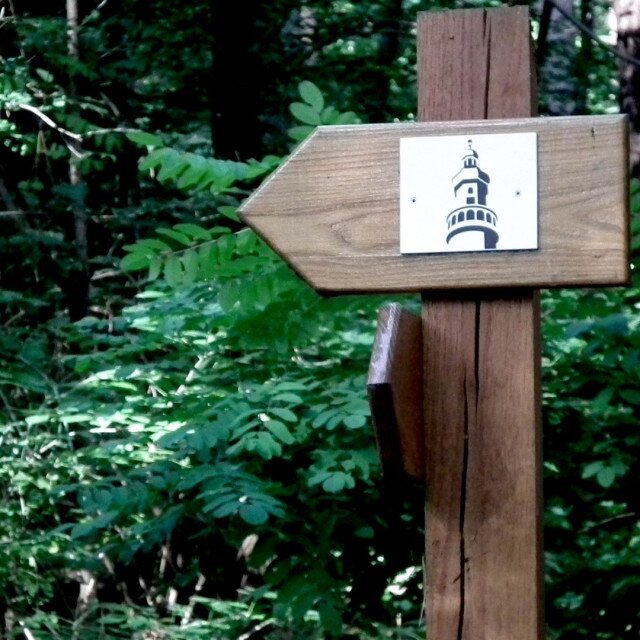 Várisi-Spazierweg Lehrpfad